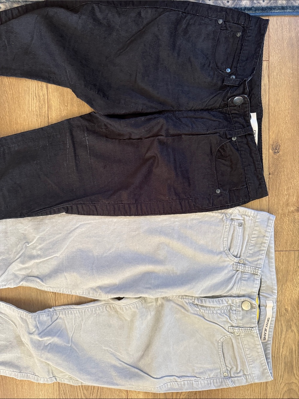 DKNY Set of 2 Black Corduroy and Grey Velour skinny long pants - Picture 4 of 6